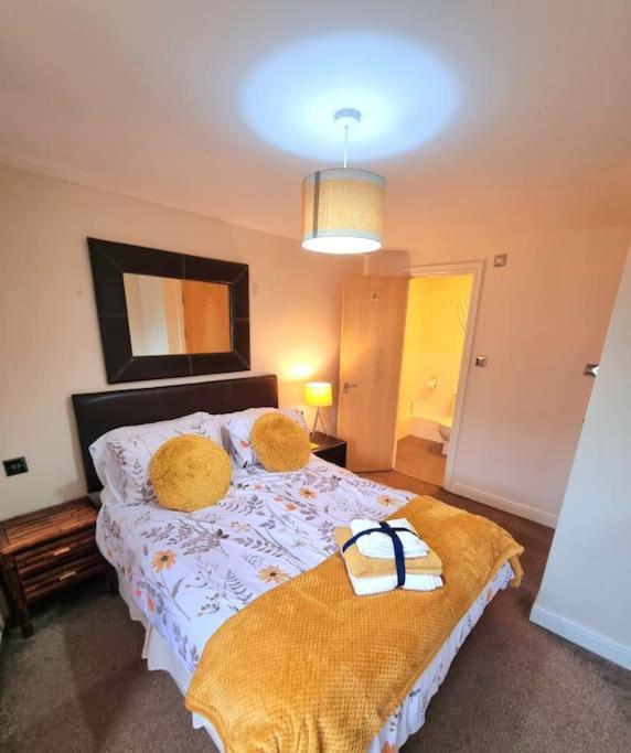 Spacious Duplex 2 Bed Apartment Central Location By Canal - Chester Uk Εξωτερικό φωτογραφία