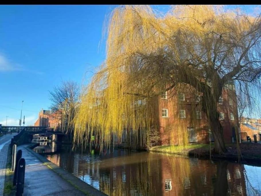 Spacious Duplex 2 Bed Apartment Central Location By Canal - Chester Uk Εξωτερικό φωτογραφία